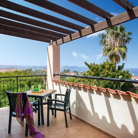 Sleeps 8 With Pool Air Con And Wifi Villa *